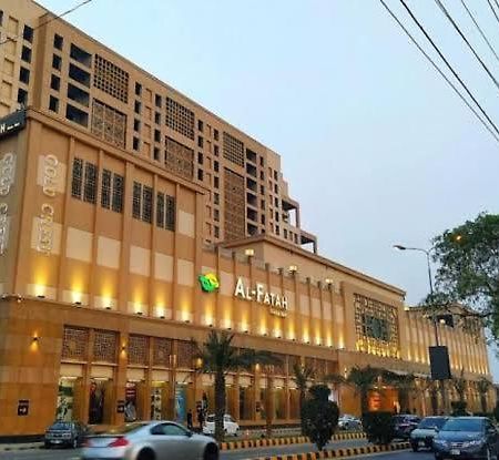 Sunset Luxury Gold Crest Mall Residency Lahore Bagian luar foto