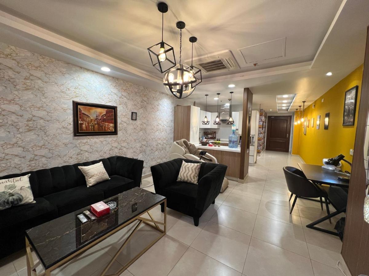 Sunset Luxury Gold Crest Mall Residency Lahore Bagian luar foto