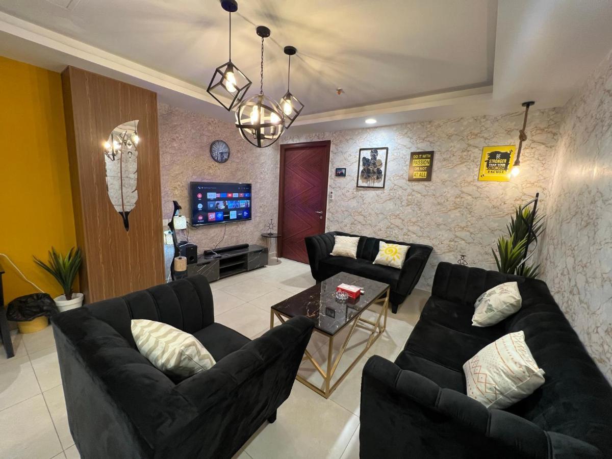 Sunset Luxury Gold Crest Mall Residency Lahore Bagian luar foto