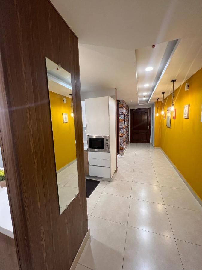 Sunset Luxury Gold Crest Mall Residency Lahore Bagian luar foto